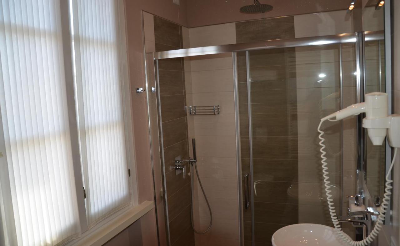 Bed and Breakfast H2O Sirmione Exterior foto